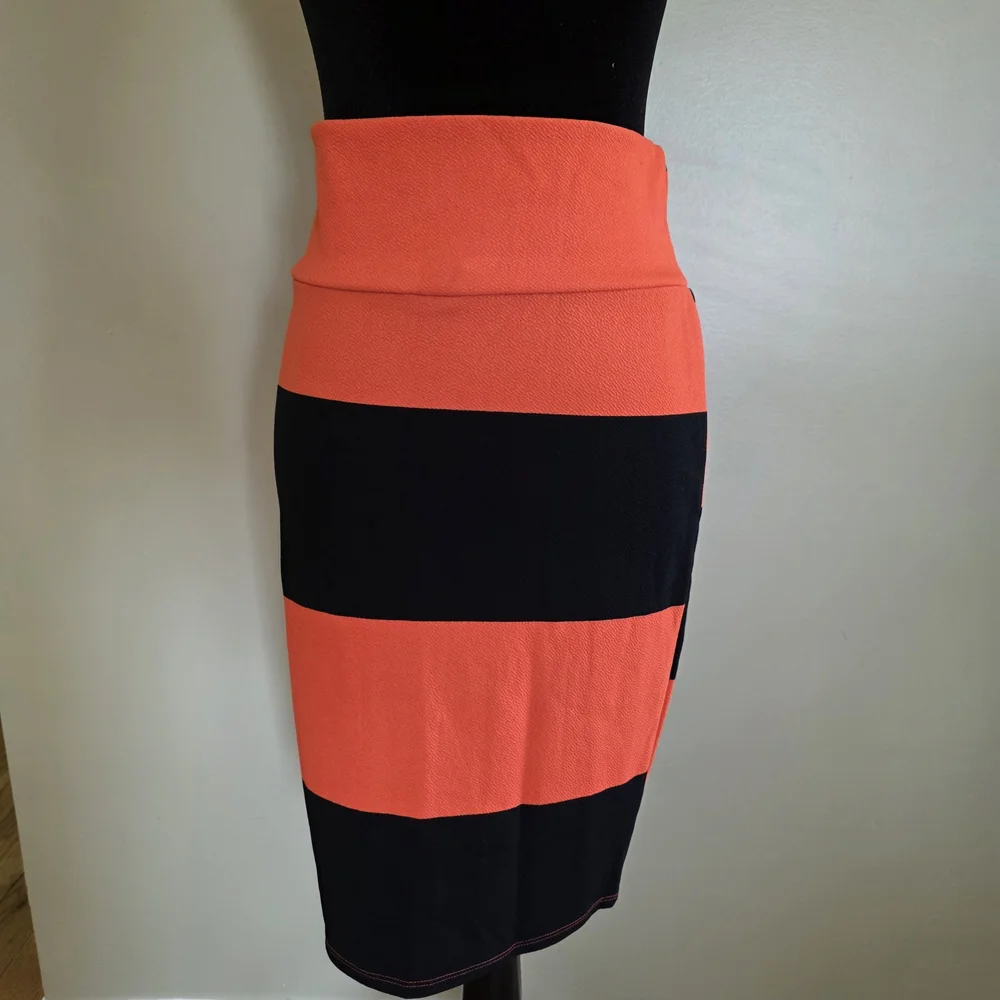 LuLaRoe Black and Orange Pencil Skirt